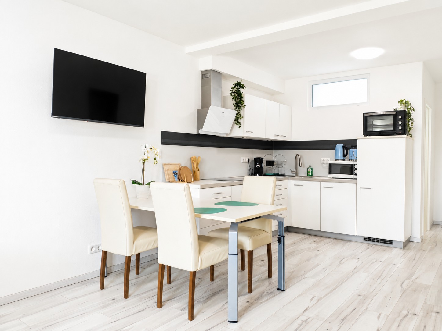 LandGut Rodewitz Apartment 1 incl. eigene Küche/Bad, WIFI, Parkplatz, Waschmaschine