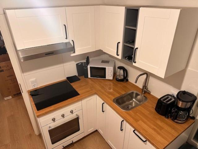 2 Zimmer Appartment für 4 Personen mit Küche und Duschbad 2