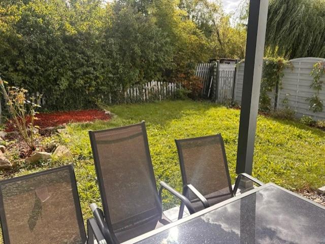 3 Schlafzimmer Wohnung für 6 Personen in Wörrstadt inkl Terrasse & Garten 4