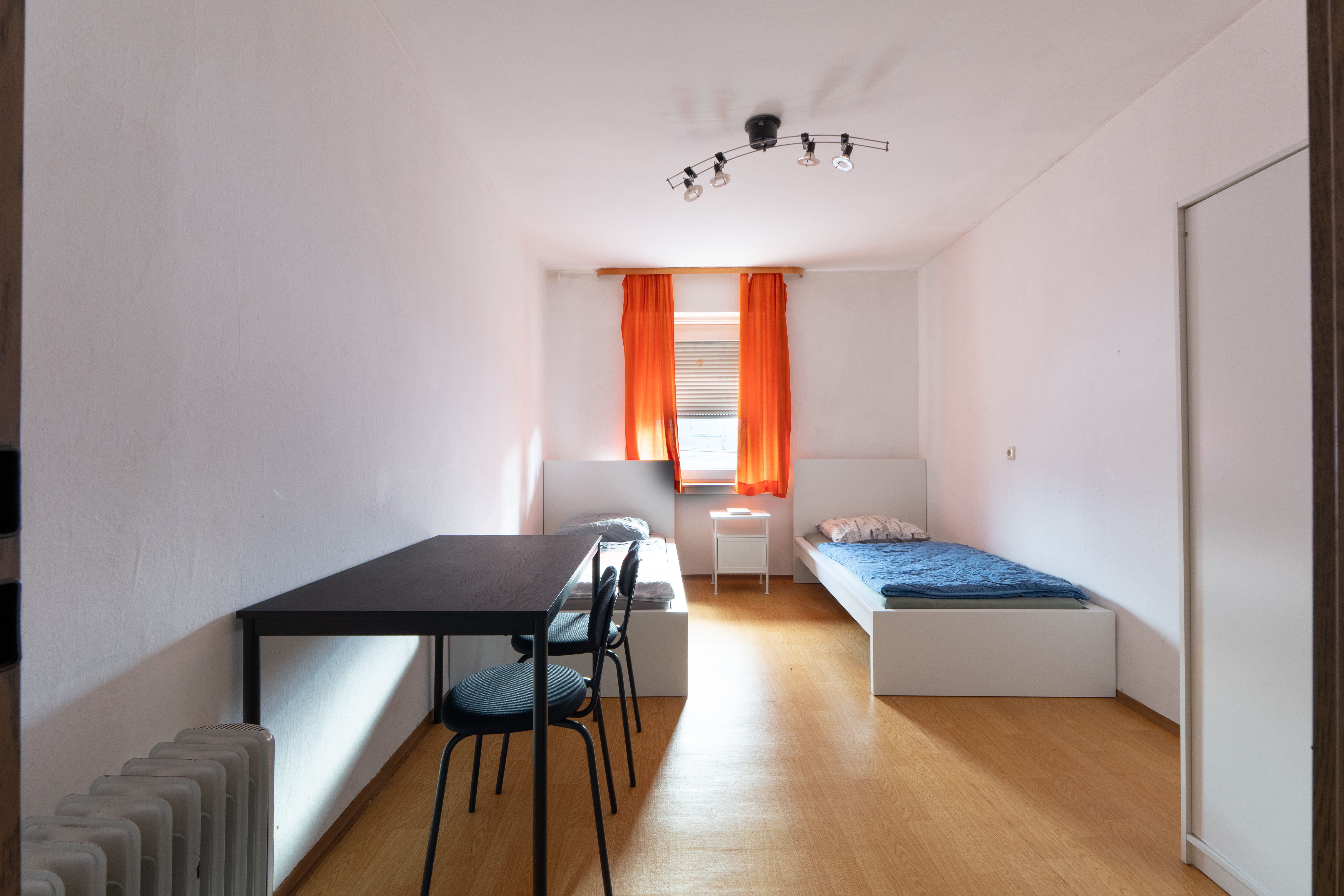 Geräumige 3-Zimmer-Wohnung mit Wohnbereich und Loggia