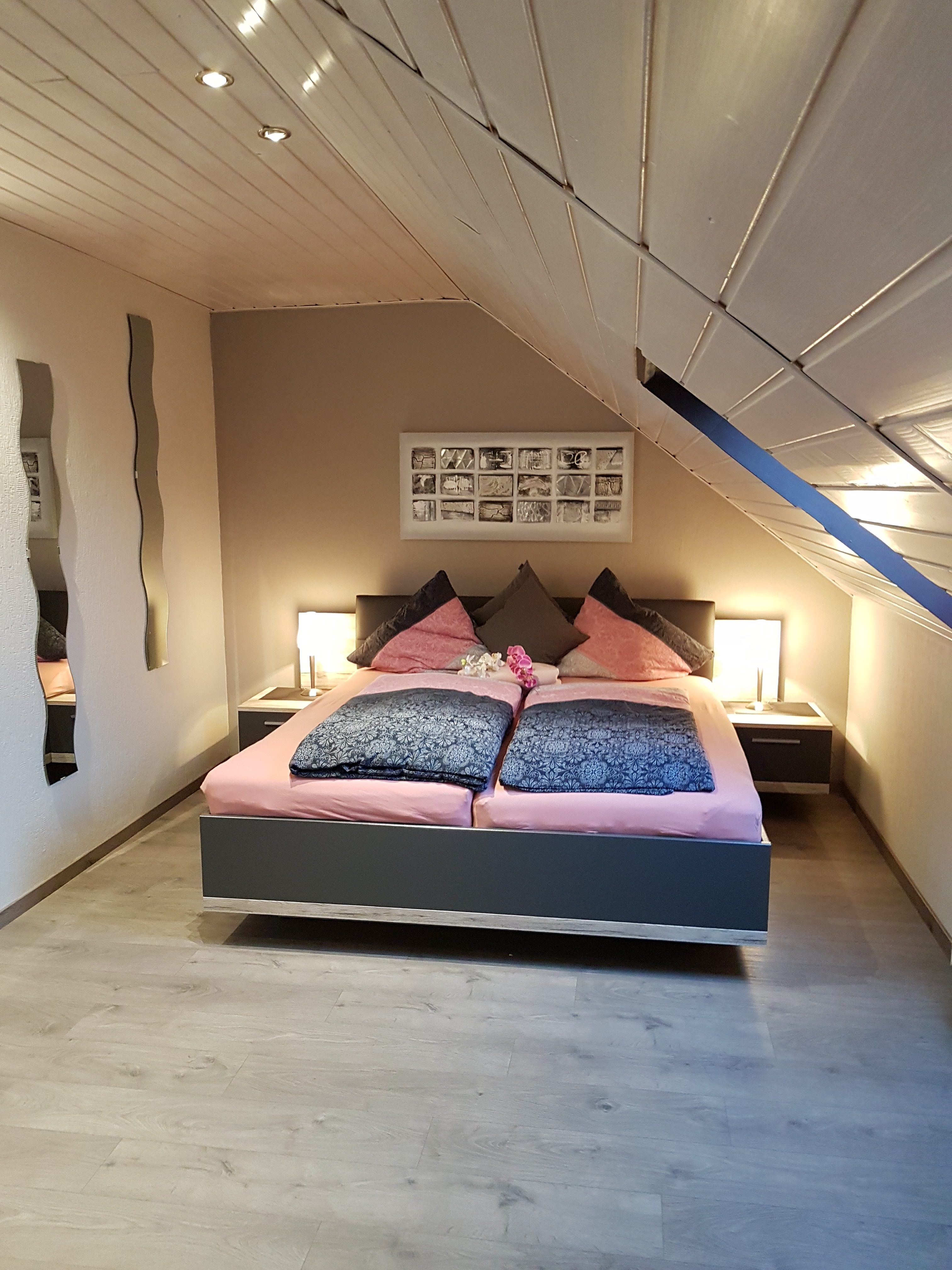 Schlafzimmer - 1
