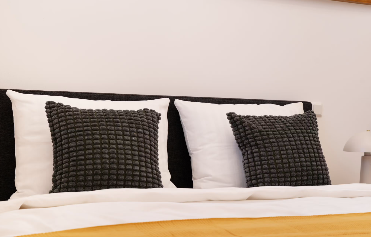 Schlafzimmer - 1
