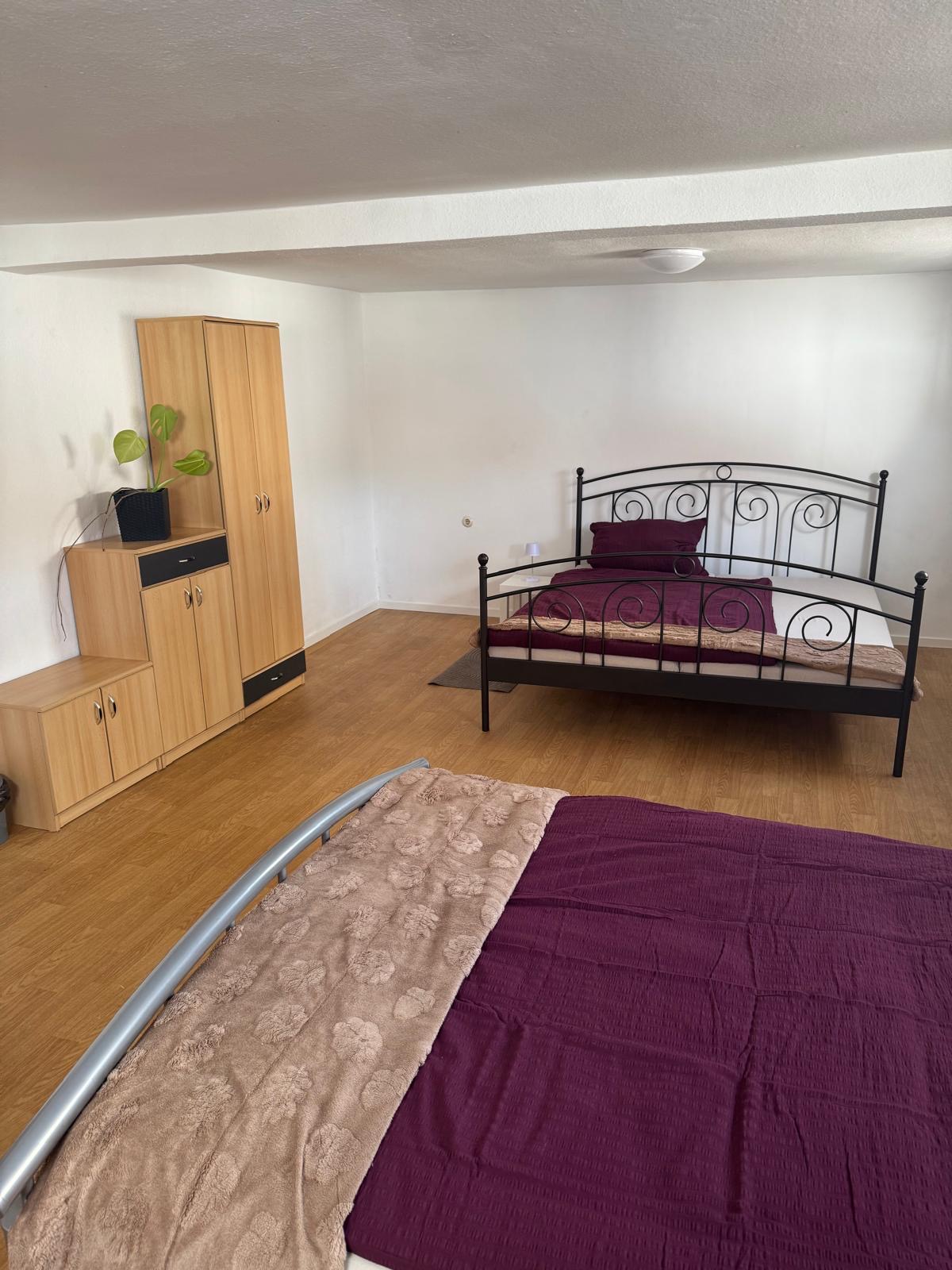 Schlafzimmer 4 - 1