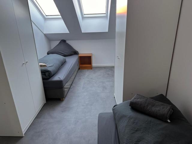 Schlafzimmer 3 - 1