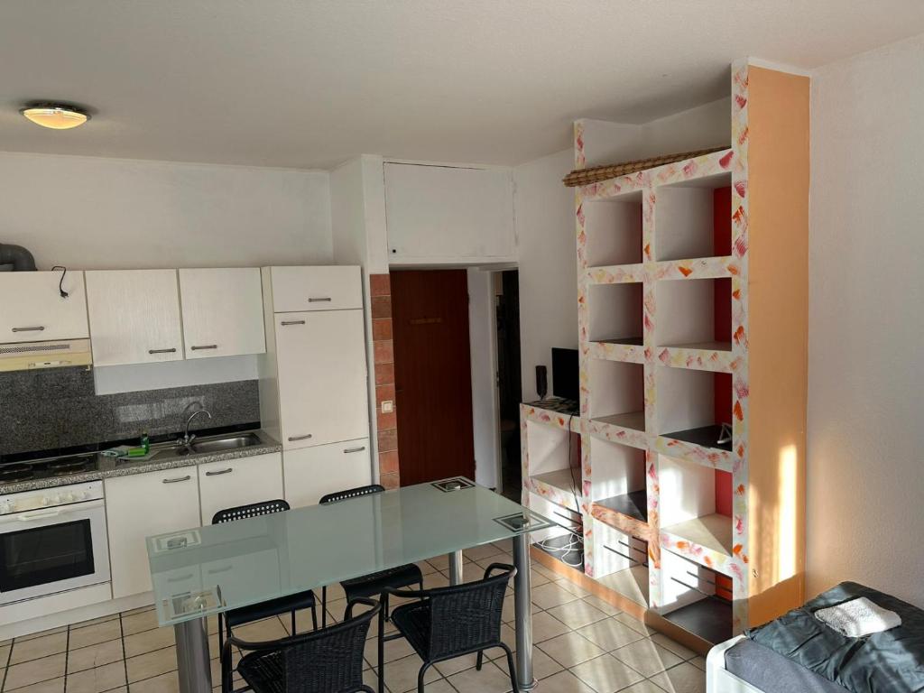 Arbeiterapartment mit 2 Betten, Küche, Bad 5