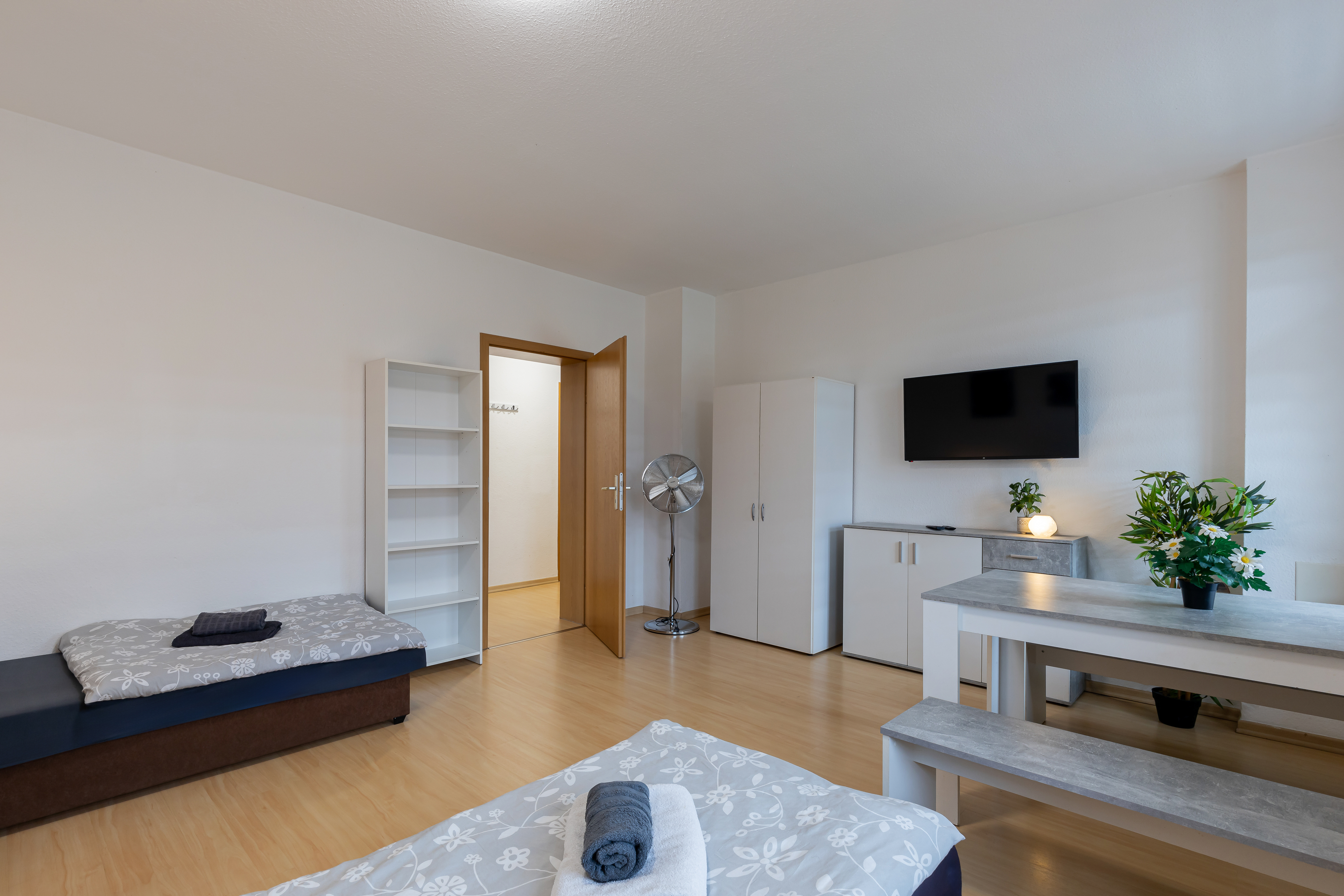 FLEX Aparts - möblierte Ferienwohnung / Monteurwohnung mit 2 Zimmern in Zwickau
