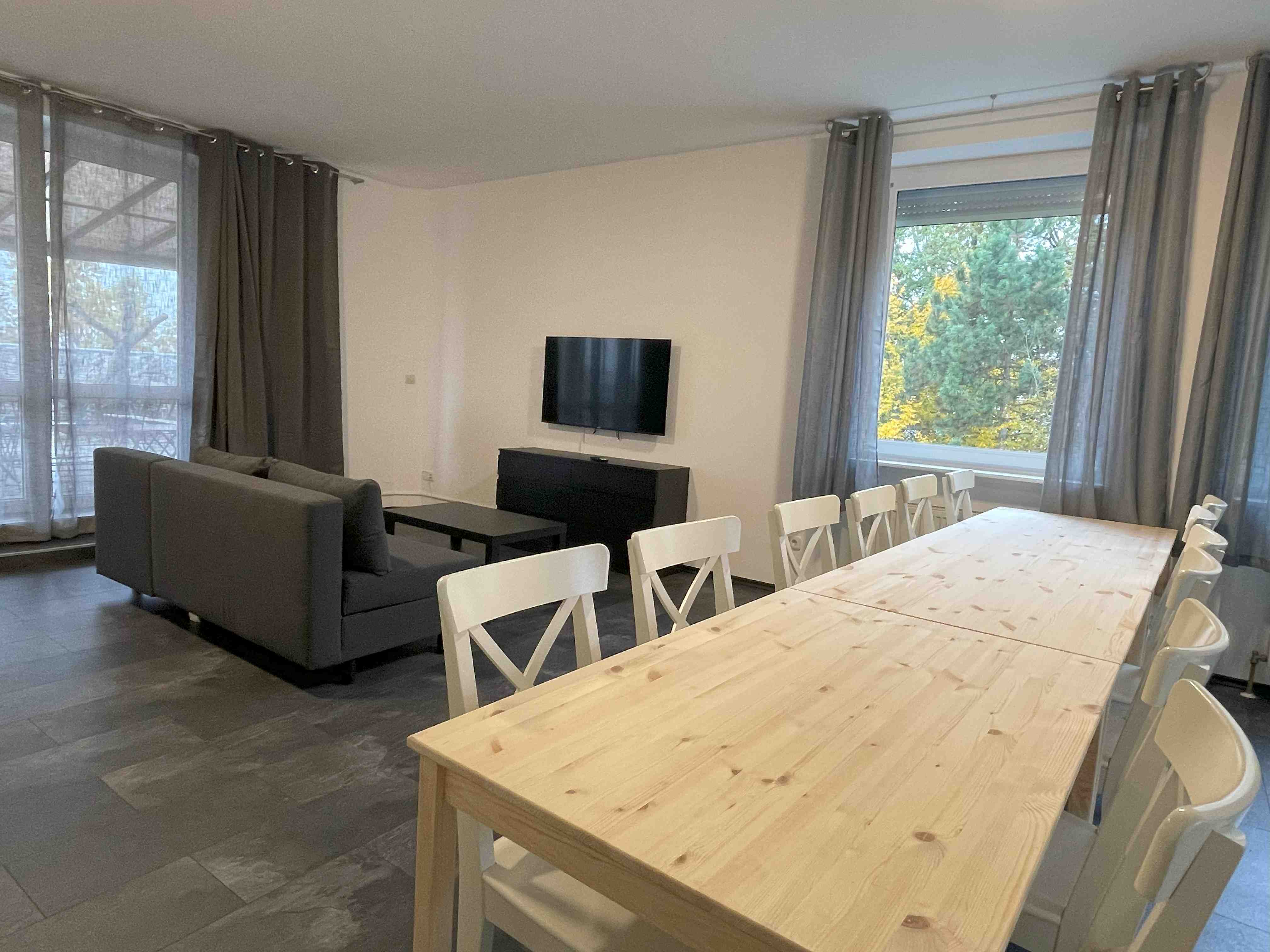 R111 moderne Monteurwohnung